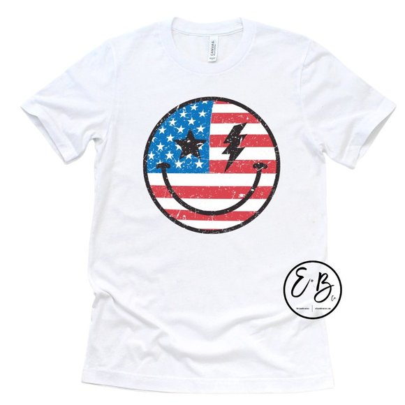 Trendy Patriotic American Flag Smiley Face USA 4th of July Memorial Day T-shirt - Picture 2 of 4